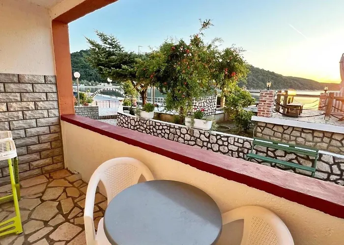 Emily * Кампор